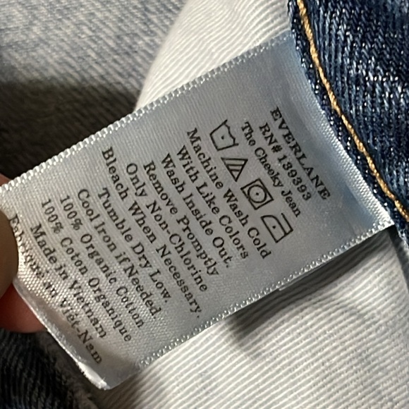 Everlane The Cheeky Jean | Size 28 Crop - Picture 8 of 12